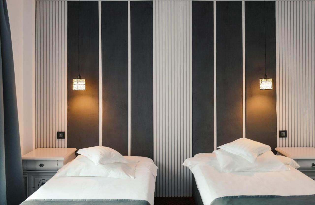 Hotel Eden Iasi Eksteriør billede