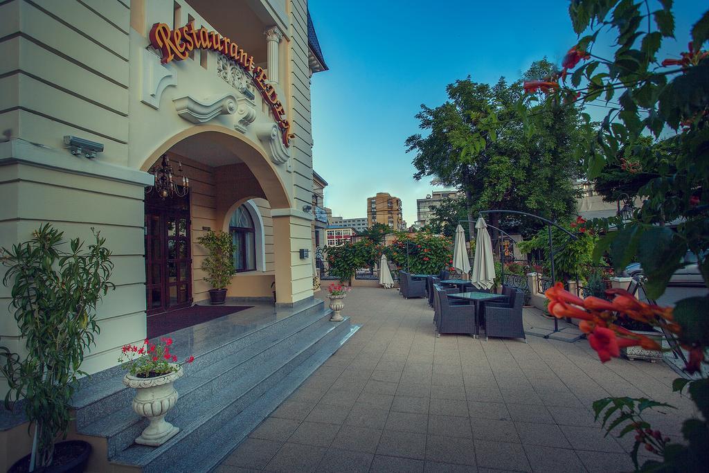 Hotel Eden Iasi Eksteriør billede
