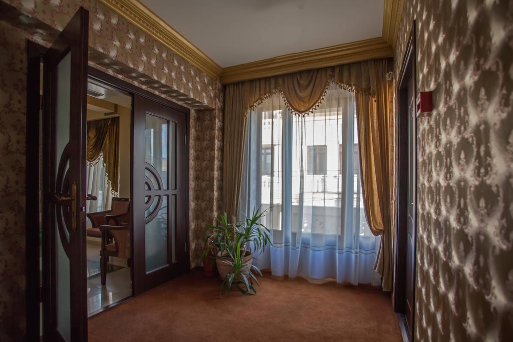 Hotel Eden Iasi Eksteriør billede
