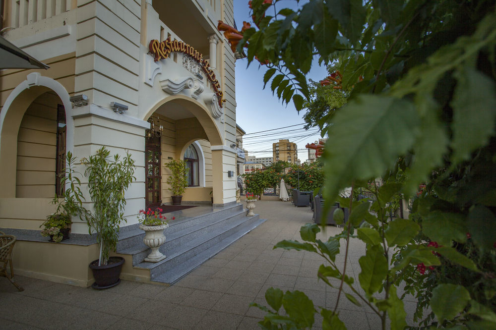 Hotel Eden Iasi Eksteriør billede